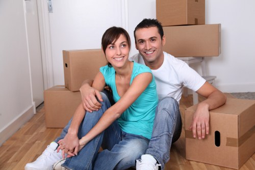 Careful loading and unloading support for a Putney flat move