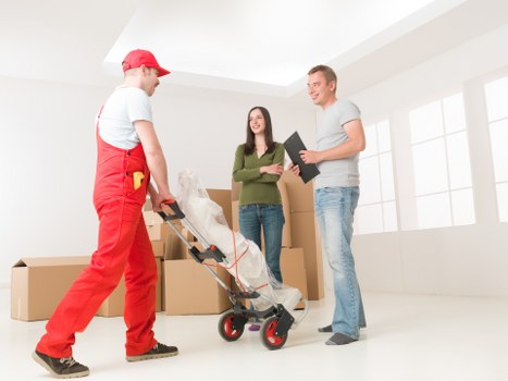 Flexible removals van service in Putney for local customers