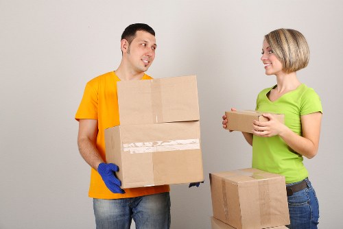 Removal vehicle service for local and business moves in Putney