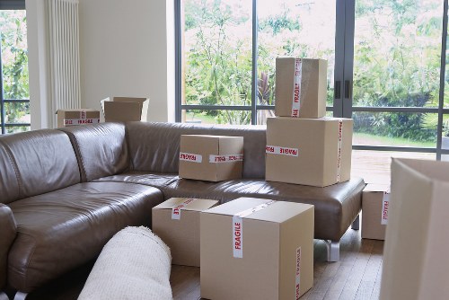 Household removal support for flats and family homes in Putney
