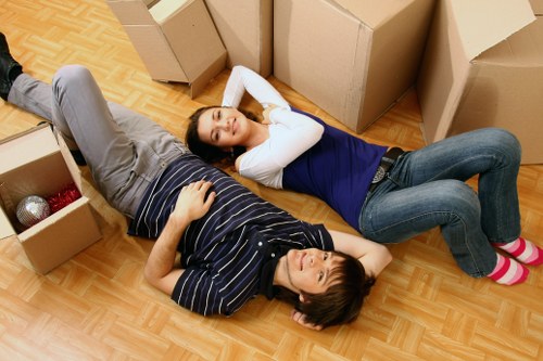 Local van hire support for Putney homes and businesses