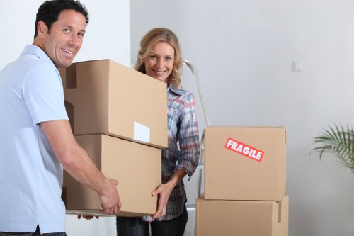 Household relocation support for families moving within Putney